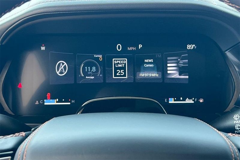 2025 Jeep Grand Cherokee L Summit Reserve photo 23