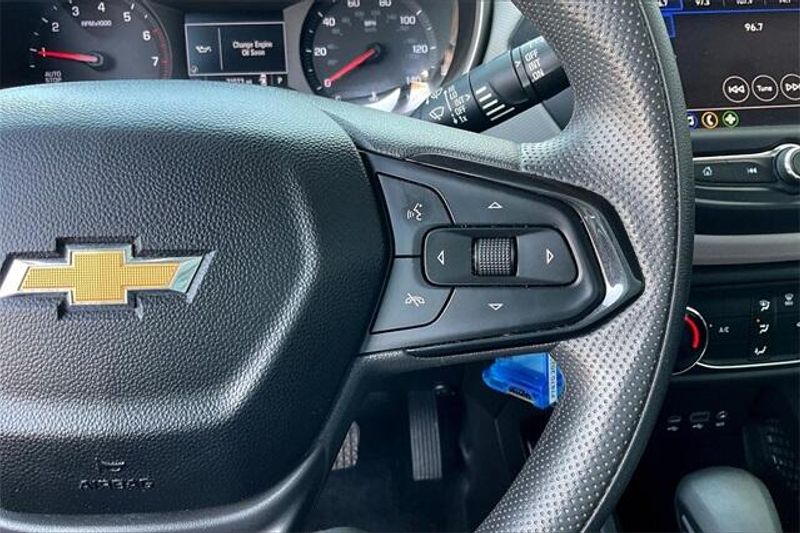 Used 2021 Chevrolet Trailblazer LSImage 19