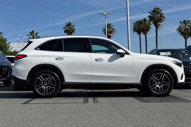 New 2026 Mercedes-Benz GLC-Class GLCGLC 300Image 4