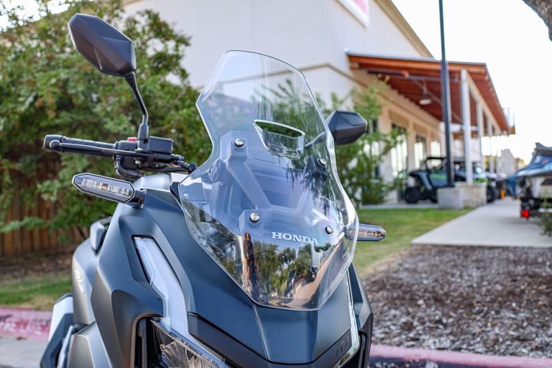 Used 2025 Honda ADV 160  BLACK Image 6