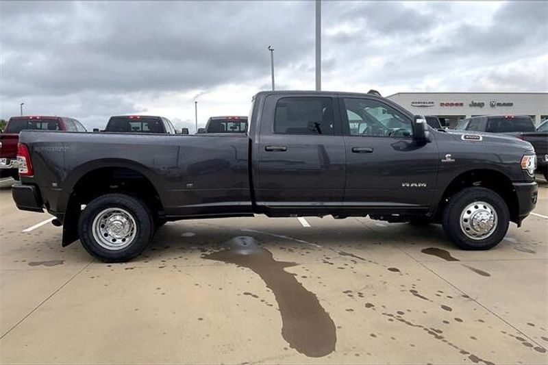 2024 RAM 3500 Big Horn Crew Cab 4x4 8