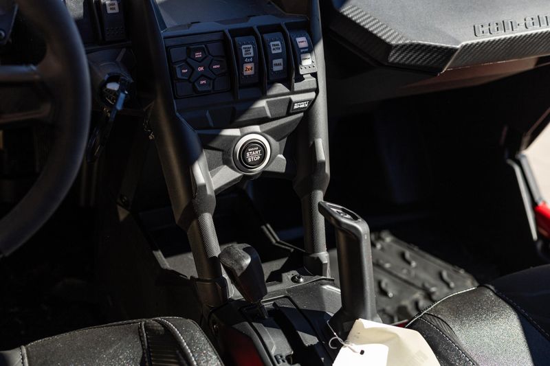 NEW 2025 CAN-AM MAVERICK X3 MAX X RS TURBO RR WITH SMARTSHOX Image 13