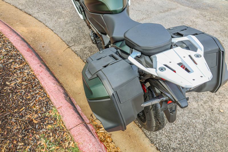 USED 2024 SUZUKI GSX-S1000GX CA Image 17