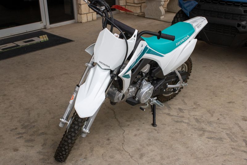 USED 2024 HONDA CRF 110F Image 2