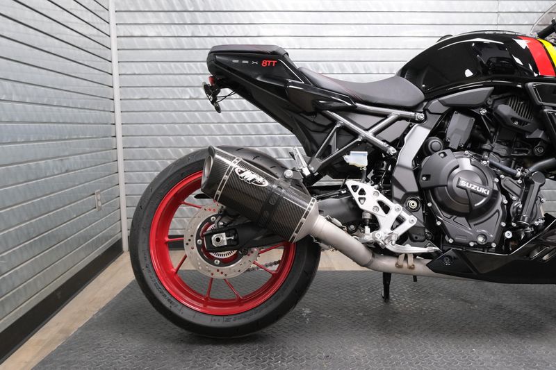 NEW 2026 SUZUKI GSX8TT Image 9