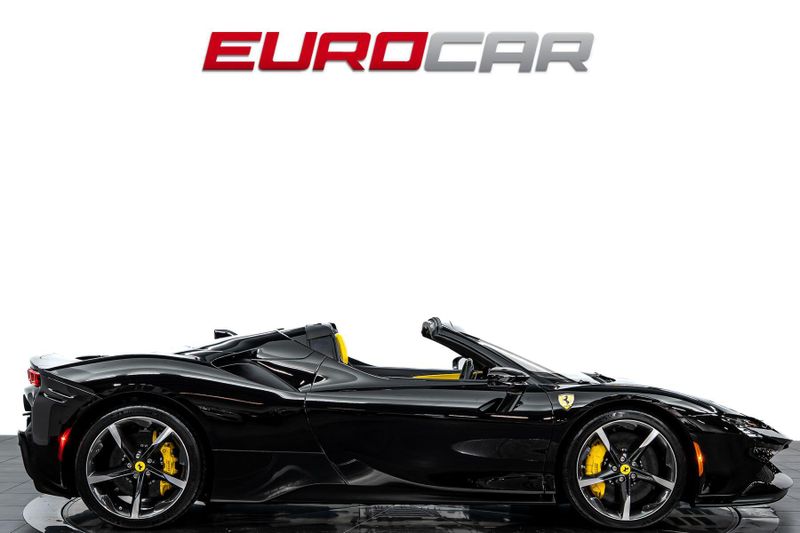 2024 Ferrari SF90 Spider *CARBON RACING SEATS * FULL PPF*Image 7