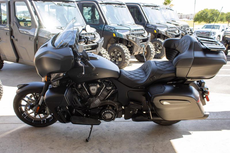 USED 2025 INDIAN MOTORCYCLE ROADMASTER POWER PLUS  DARK HORSE Image 6