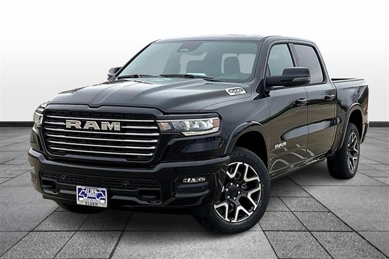 2025 RAM 1500 Laramie Crew Cab 4x4 5