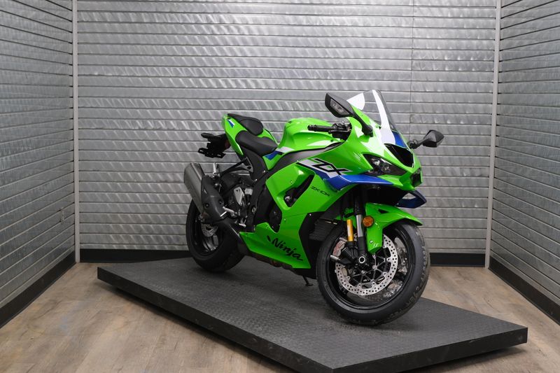 NEW 2026 KAWASAKI NINJA ZX10R ABS Image 1