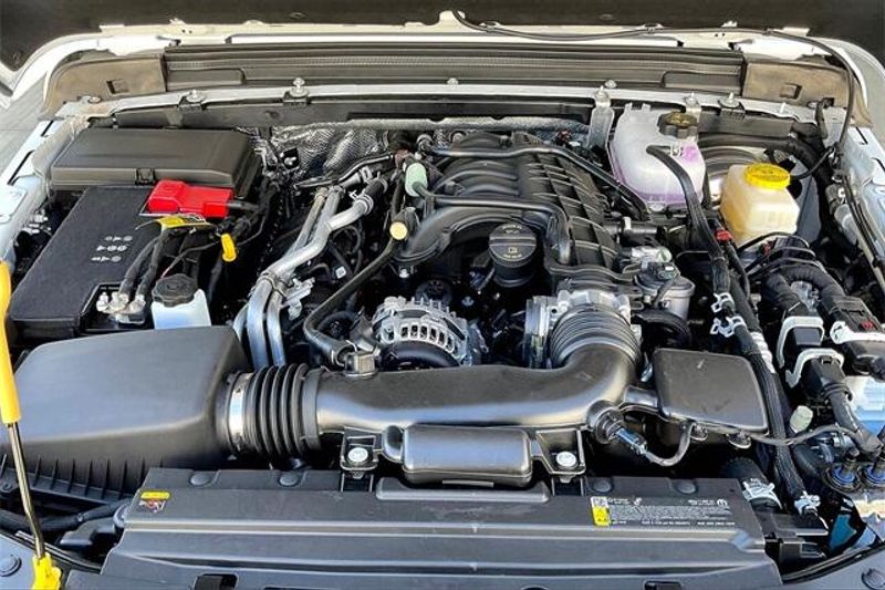 New 2025 Jeep Wrangler 4-door Sport SImage 9