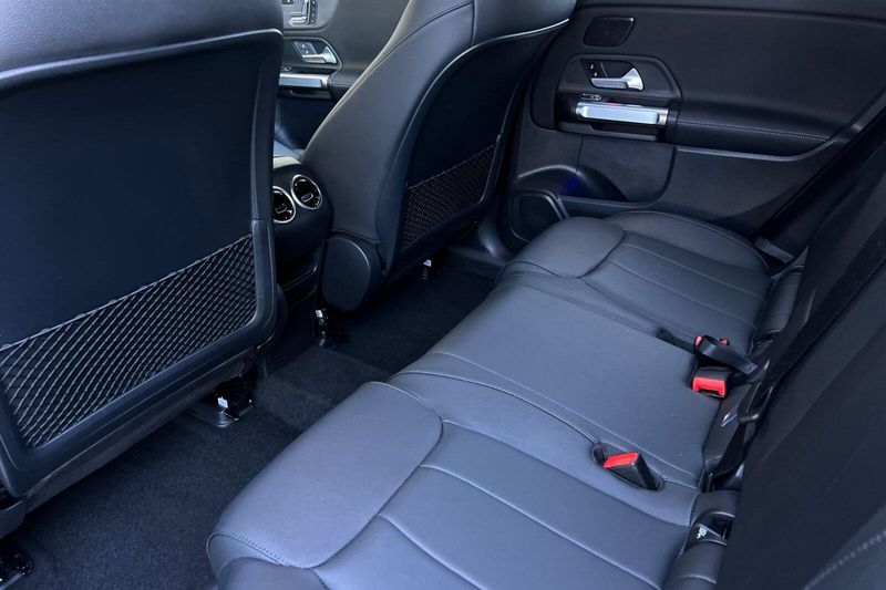 2023 Mercedes-Benz EQB 250+Image 13