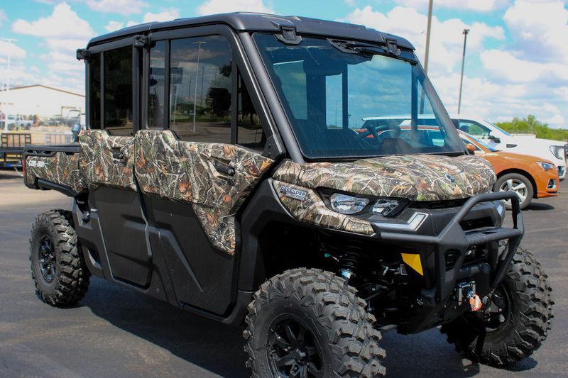 2025 Can-Am DEFENDER MAX LIMITED CAB HD10 WILDLAND CAMO Image 25