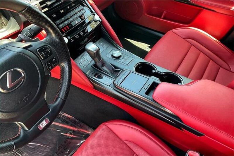 2021 Lexus IS 350 F SPORTImage 17
