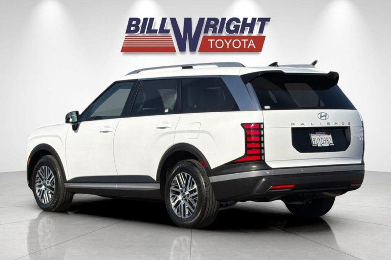 Used 2026 Hyundai Palisade SEL ConvenienceImage 5