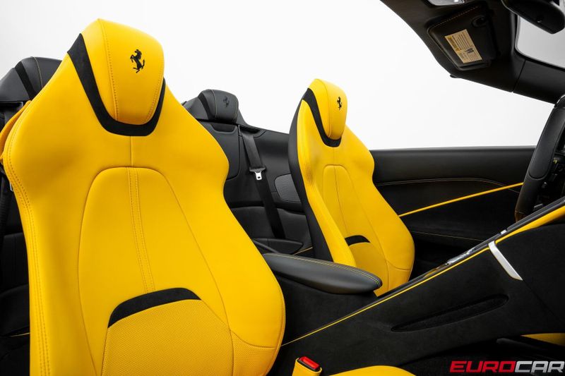 Used 2025 Ferrari Roma *FULL BODY PPF * CARBON FIBER LED STEERING WHEEL*Image 38