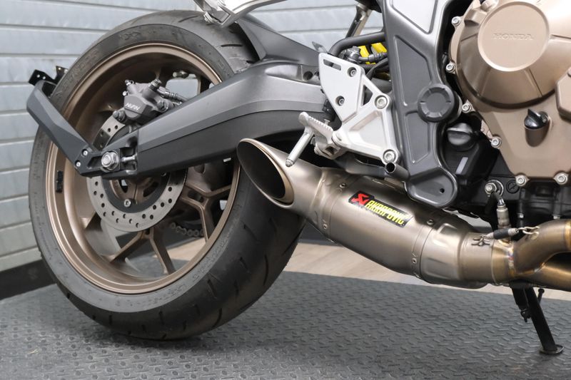 USED 2019 HONDA CB650R Image 10