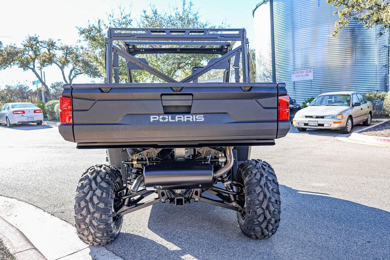 New 2025 Polaris RANGER 1000 EPS SAGE GREEN Image 13