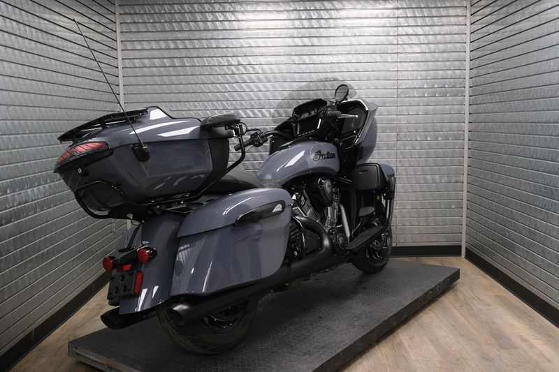 USED 2024 INDIAN MOTORCYCLE PURSUIT DARK HORSE Image 3