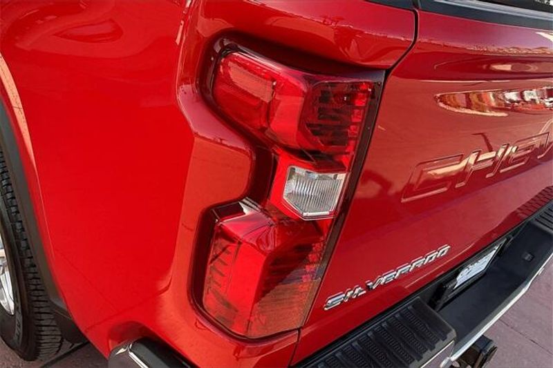 2024 Chevrolet Silverado 2500HD LTImage 28