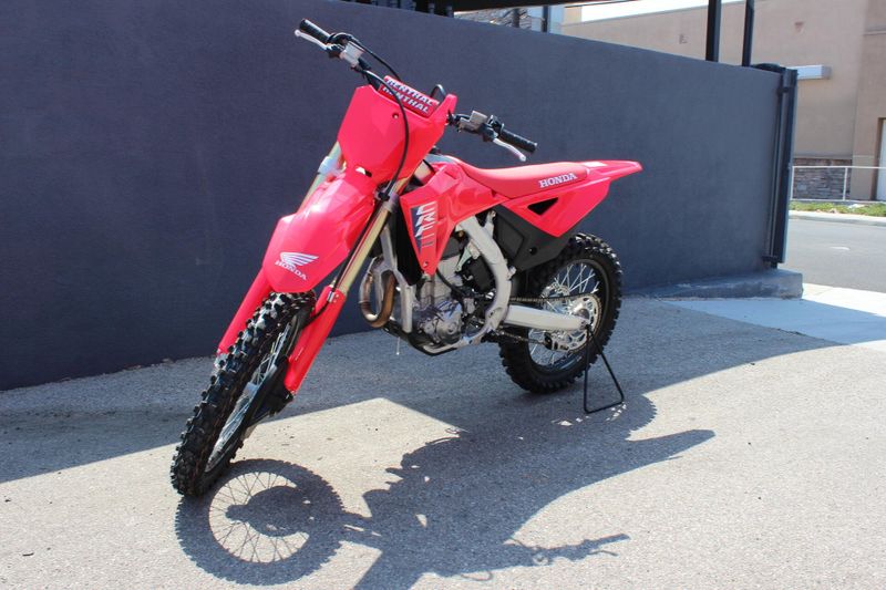 New 2025 Honda CRF450R Image 3