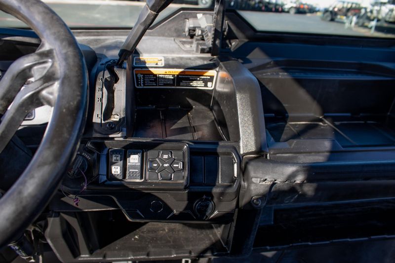 USED 2021 CAN-AM SSV DEFENDER MAX XT HD10 Image 30