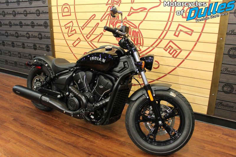 New 2025 Indian Motorcycle Scout Sixty Bobber Image 2