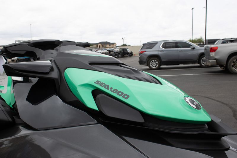 NEW 2026 SEADOO GTI SE 170 WITH SOUND SYSTEM Image 16
