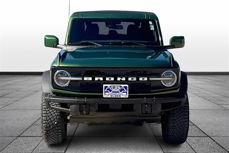 2022 Ford Bronco Outer BanksImage 3