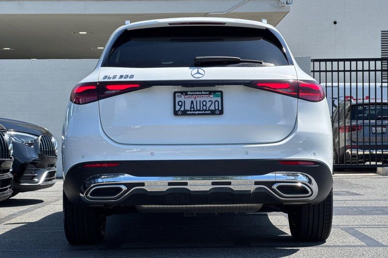 Used 2024 Mercedes-Benz GLC 300Image 5