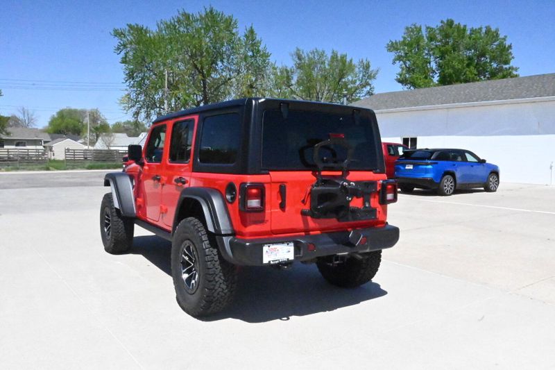 2025 Jeep Wrangler WillysImage 6