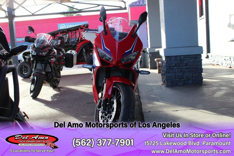 New 2024 Honda CBR650R ABS Image 9