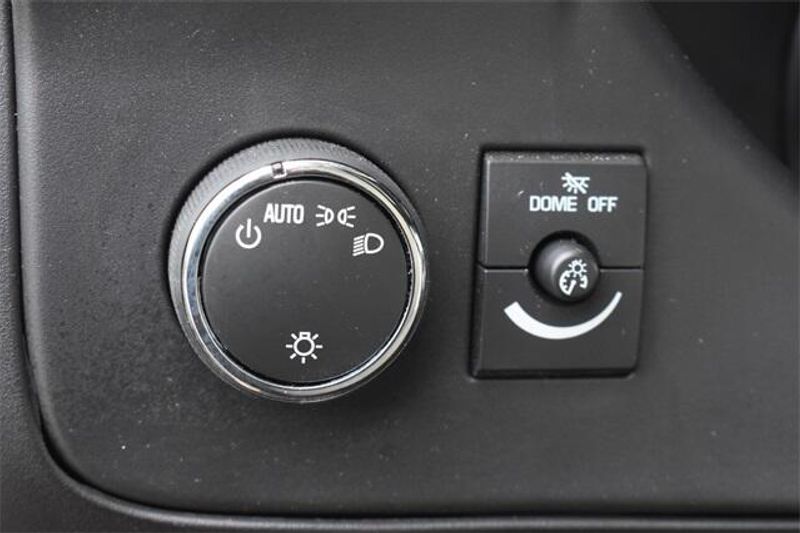 New 2025 Chevrolet Express 3500 Work VanImage 17