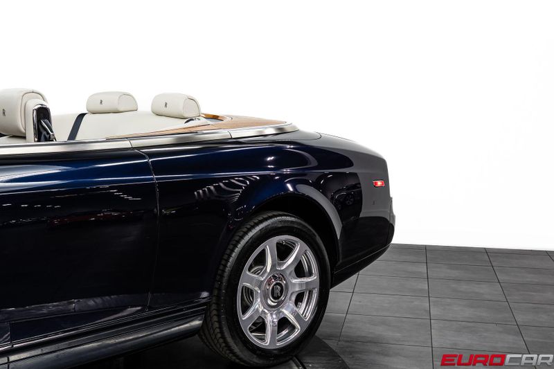 2010 Rolls-Royce Phantom Drophead Coupe *RARE INTERIOR * IMMACULATE CONDITION*Image 17