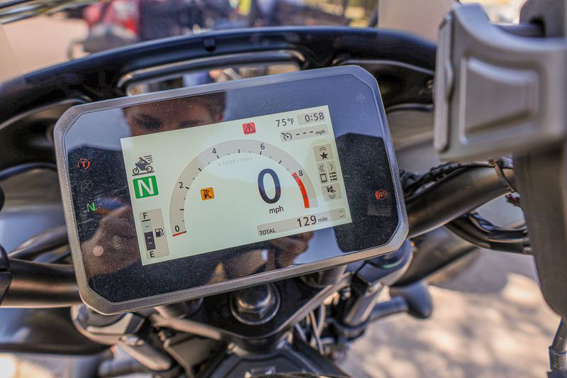 USED 2025 HONDA REBEL 1100T DCT Image 6