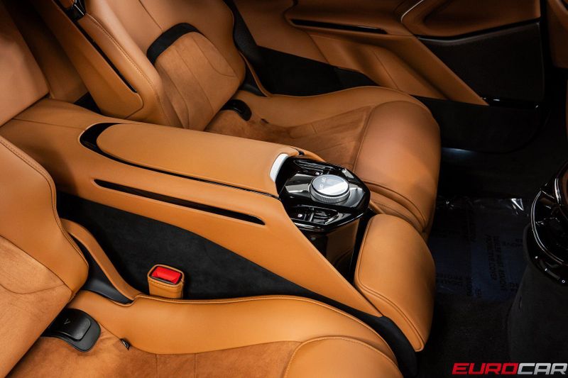 2025 Ferrari Purosangue *PANORAMIC ROOF * PASSENGER DISPLAY*Image 46