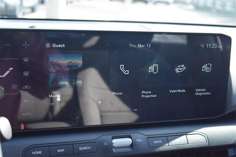2025 Kia K4 EXImage 24