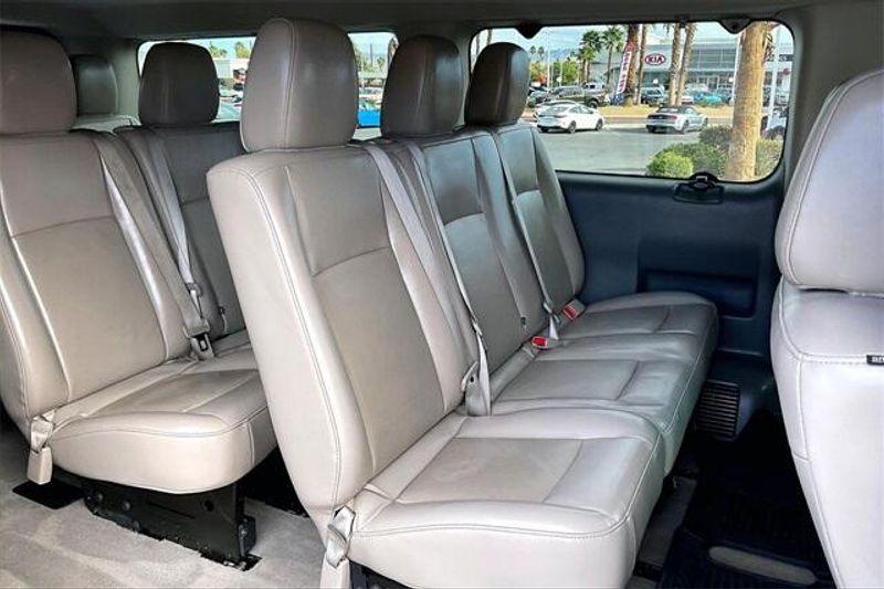 Used 2018 Nissan NV Passenger NV3500 HD SLImage 25