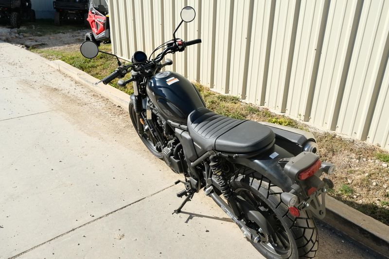 NEW 2025 HONDA SCL500 Image 5