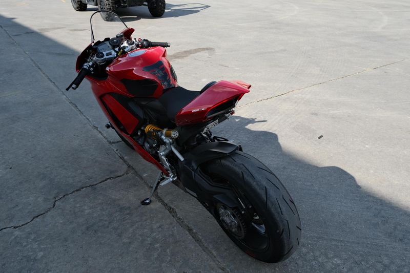 2020 Ducati PANIGALE V2 RED Image 6