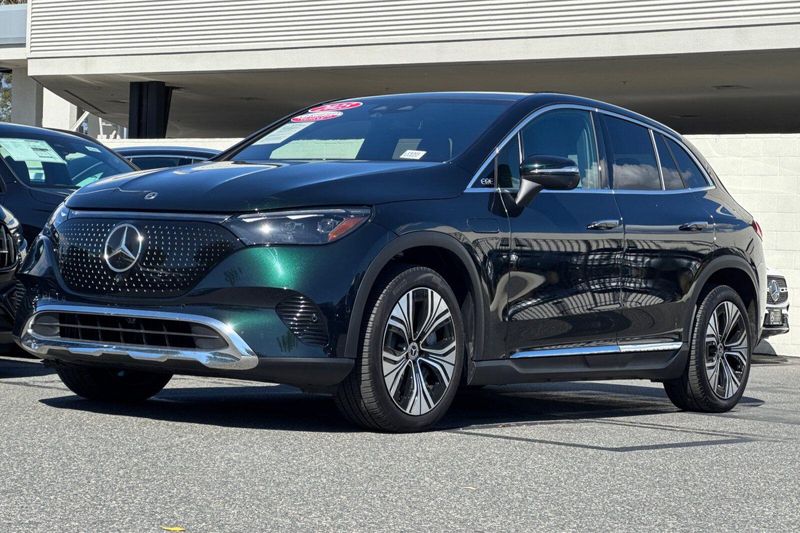 Used 2025 Mercedes-Benz EQE 350 SUVImage 8
