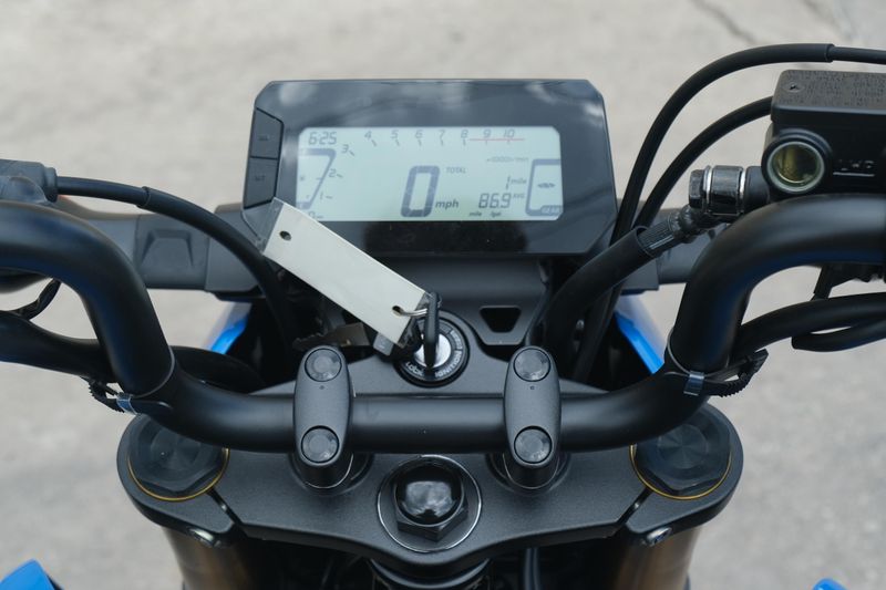 2025 Honda GROM CANDY BLUE Image 17