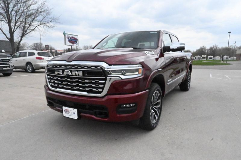 2025 RAM 1500 LimitedImage 4