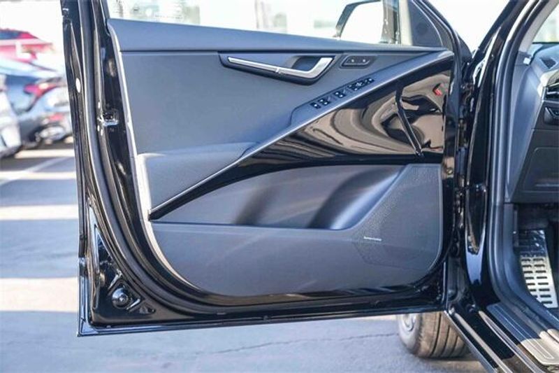 New 2026 Kia Seltos LXImage 21