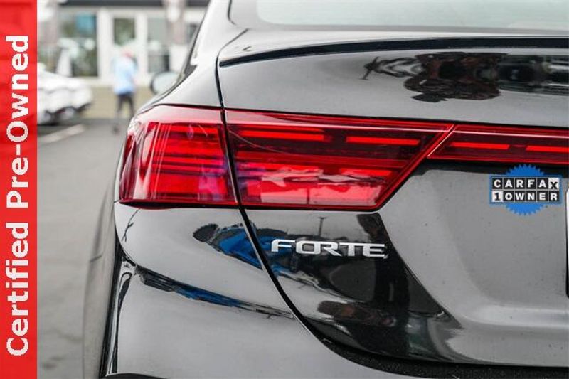Used 2023 Kia Forte GT-LineImage 9