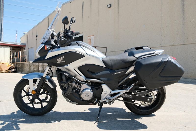 USED 2013 HONDA NC700X Image 4