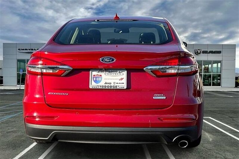 2020 Ford Fusion SEL photo 3