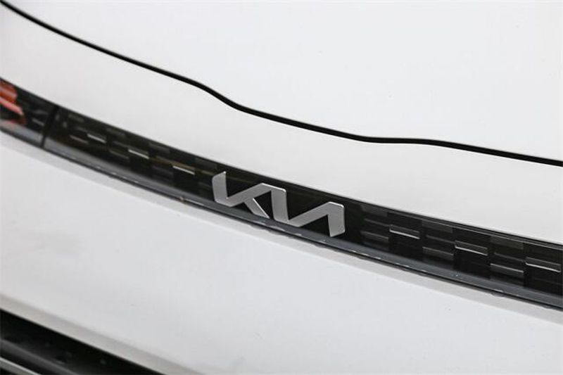 2025 Kia Soul LXImage 14