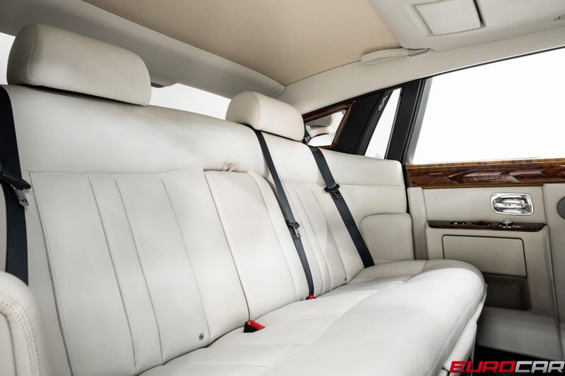 Used 2013 Rolls-Royce Phantom *FRESH SERVICE * REAR THEATER*Image 38