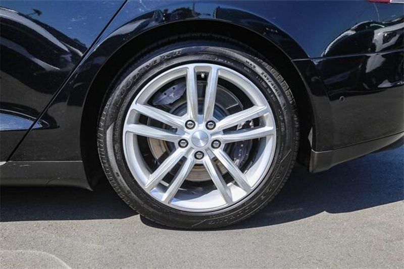 2015 Tesla Model S 70DImage 12