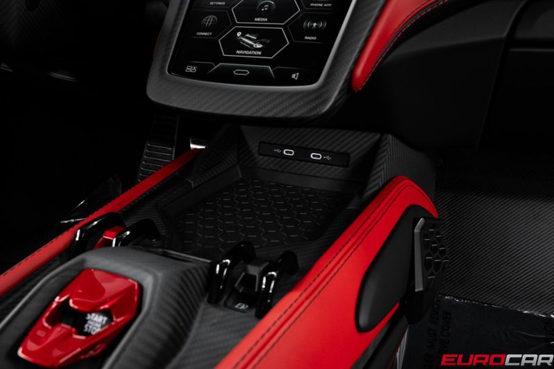 Used 2024 Lamborghini Revuelto *HUGE CARBON OPTIONS * FACTORY MATTE PAINT*Image 42